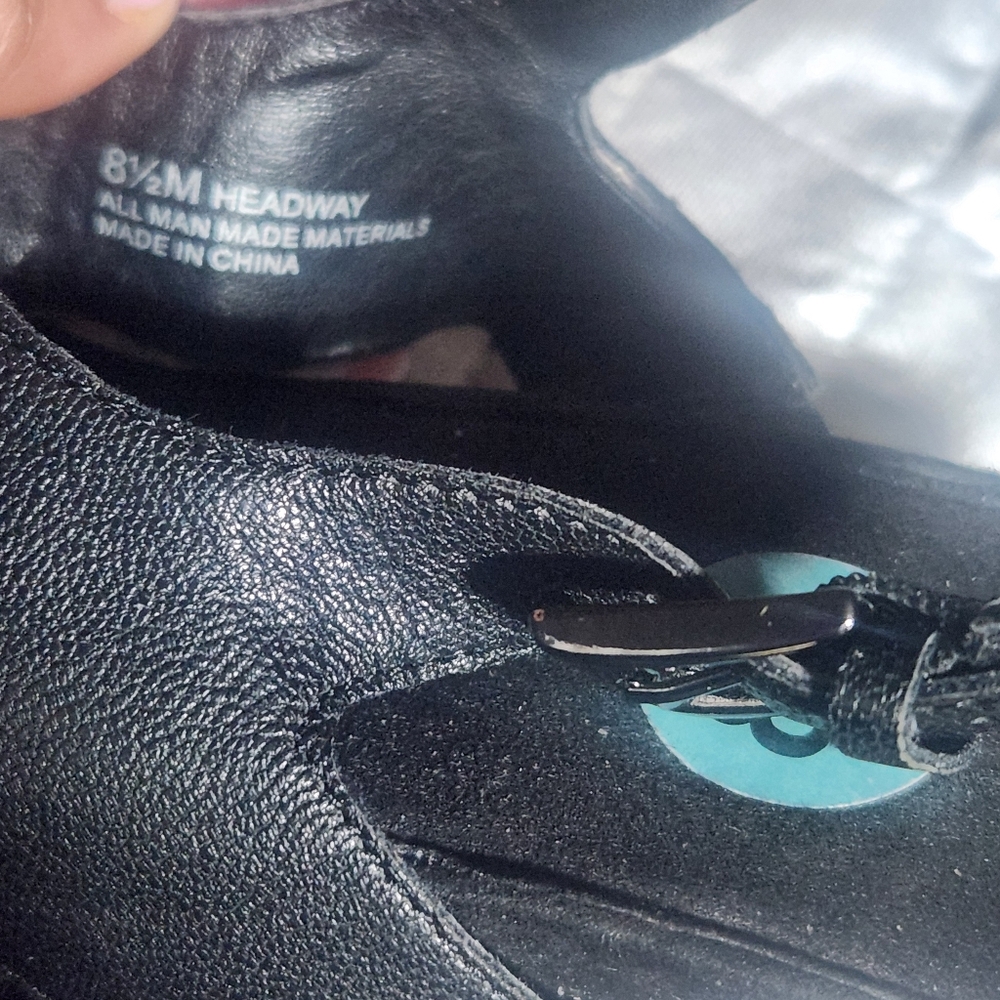 AEROSOLES Black Sandals with Chunky Design - Picture 10 of 10